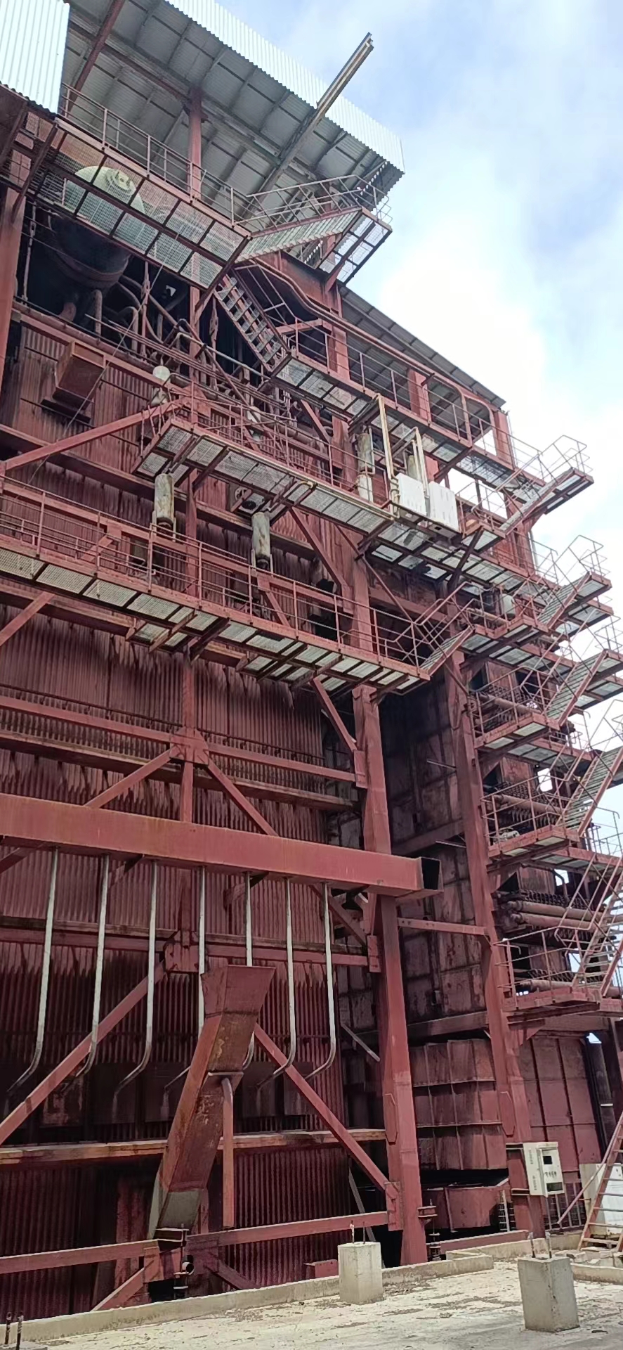 大型設(shè)備回收